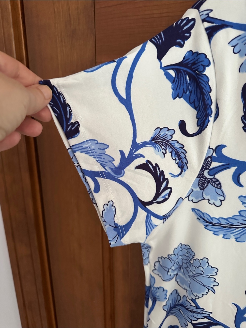 Amanda Blu Nightgown NWT Large Blue White Floral Sleep Dress Soft Cozy - Picture 6 of 8